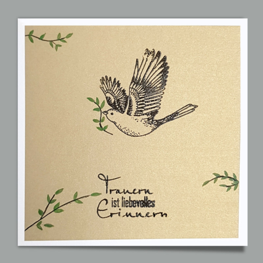 Bild der Beileidskarte «Trauervogel mit Ästen» mit Embossing Vogel auf Blattgold